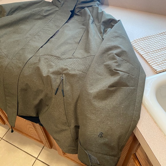 Coat - Picture 2 of 7